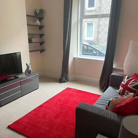 Beautiful 2 Bedroom Apartment- Prime Location, Aberdeen Centre Exteriér fotografie