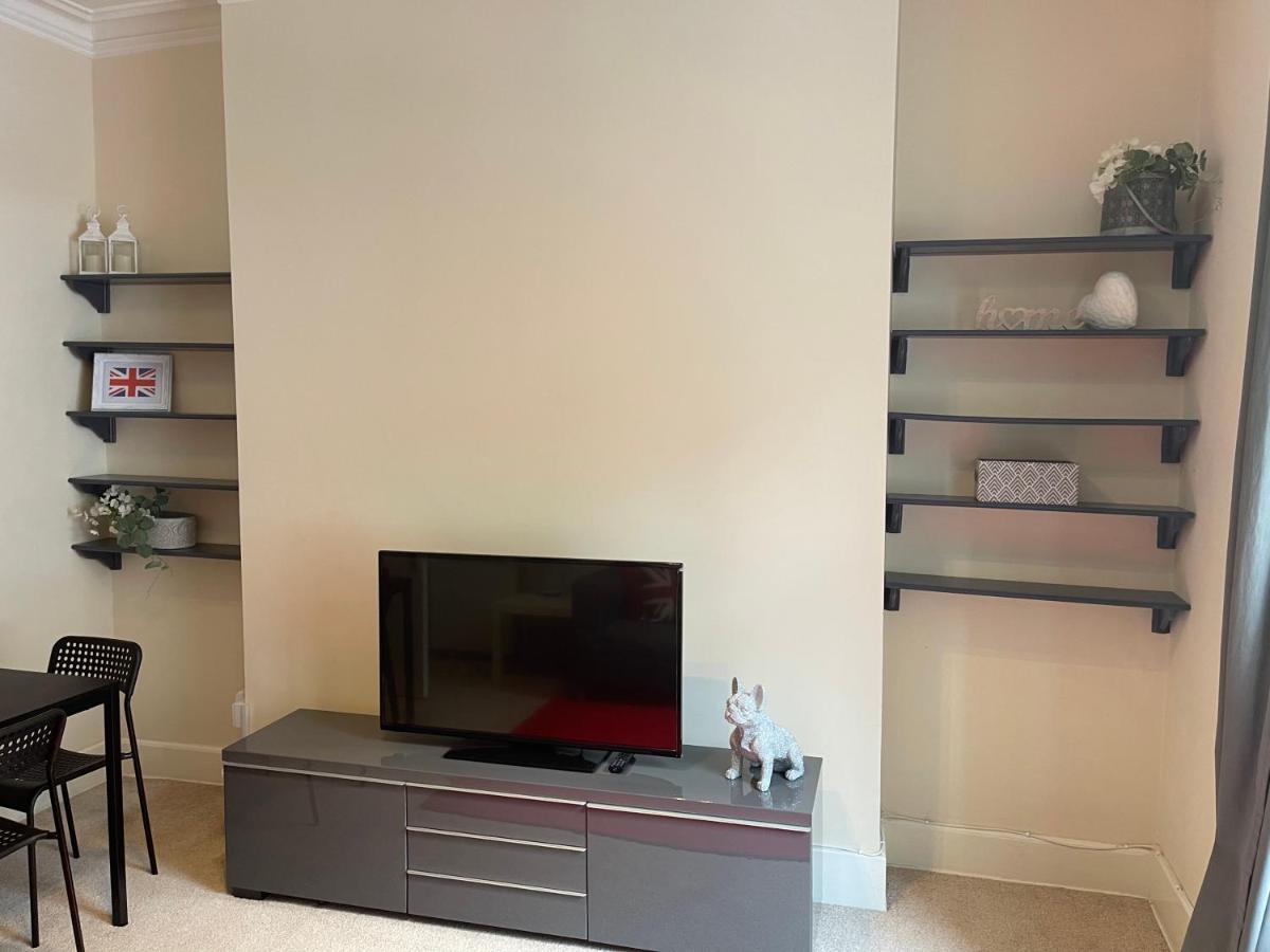 Beautiful 2 Bedroom Apartment- Prime Location, Aberdeen Centre Exteriér fotografie
