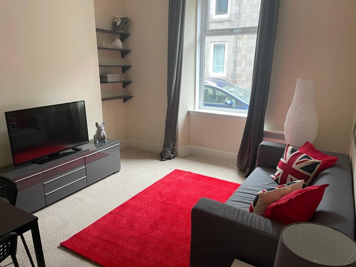 Beautiful 2 Bedroom Apartment- Prime Location, Aberdeen Centre Exteriér fotografie