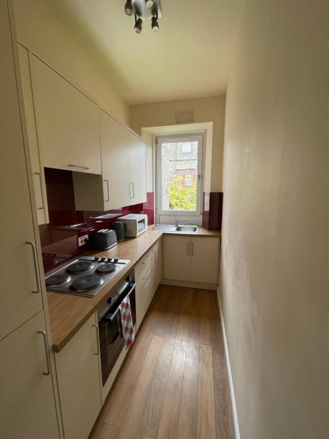 Beautiful 2 Bedroom Apartment- Prime Location, Aberdeen Centre Exteriér fotografie